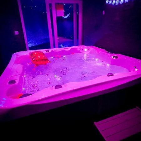 Appart Avec Jacuzzi, Et Terrasse 马赛 外观 照片